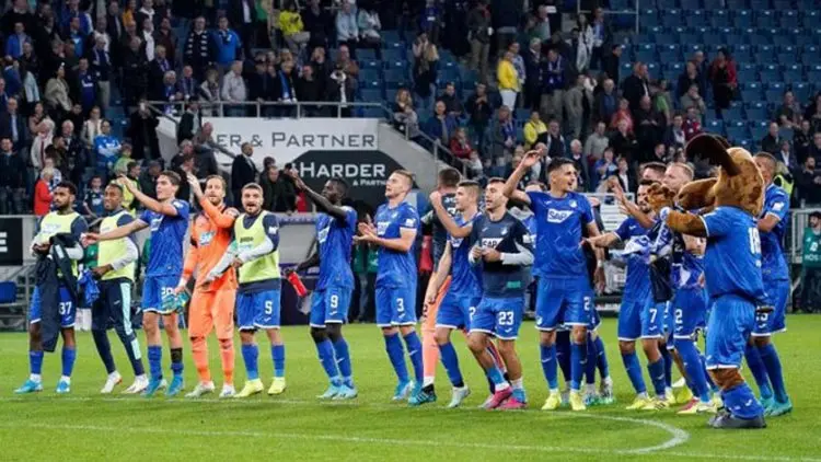 Hoffenheim Gagalkan Schalke Rebut Posisi Puncak