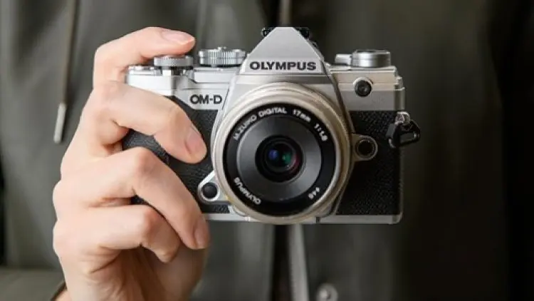 Olympus Rilis Kamera Mirrorless OM-D E-M5 Mark III