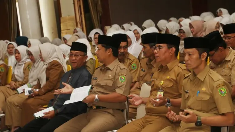 Membentuk SDM Unggul Melalui Siraman Rohani