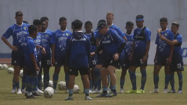 Bhayangkara vs Persib, Ini Misi Robert Alberts