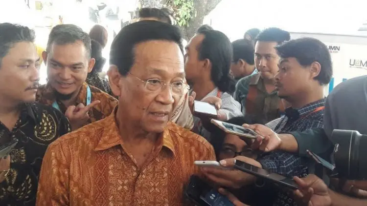 Sultan HB X Prihatin Kerusuhan Suporter Bola di Yogyakarta