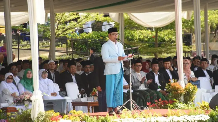 English for Ulama Sumbangsih Santri Jabar untuk Perdamaian Dunia
