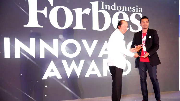 Qlue Raih Tiga Penghargaan Rice Bowl Startup Awards dan Forbes Indonesia