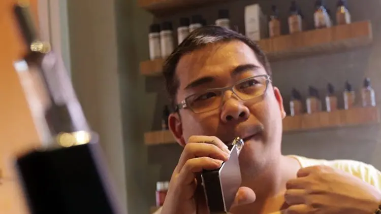 Korea Selatan Hentikan Rokok Elektrik Cair, Bagaimana di Indonesia?