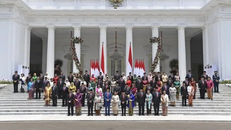 Tim Ekonomi Jokowi Direspons Negatif Pelaku Pasar