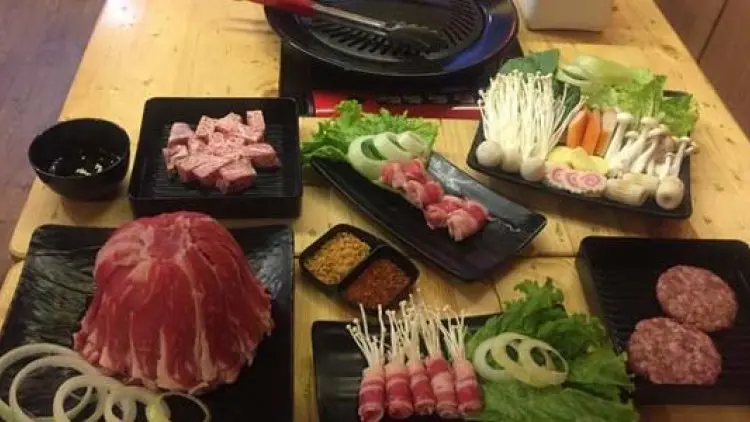 Sajian All You Can Eat Tak Selamanya Mahal