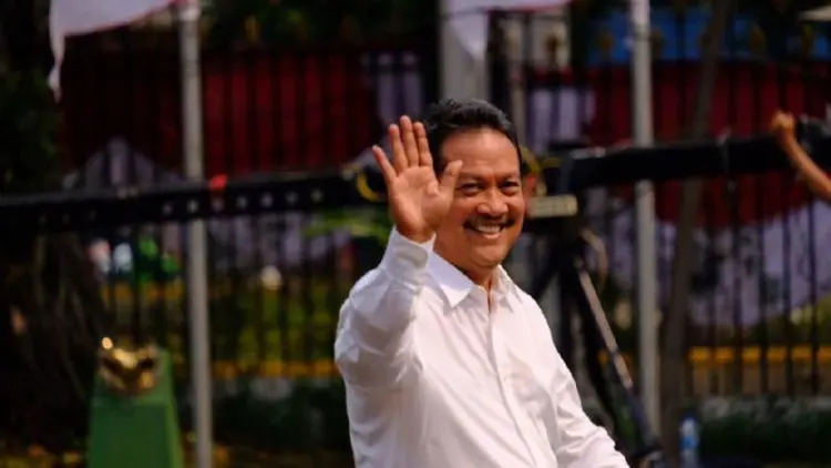 Wahyu Trenggono, Dampingi Prabowo Majukan Industri Pertahanan