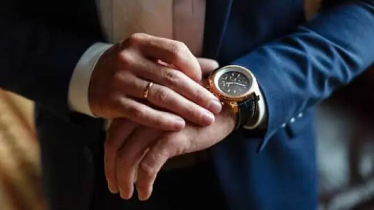 Cincin dan Arloji, Sebaiknya Tangan Kanan/Kiri?