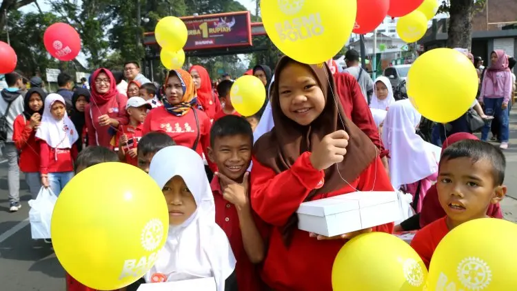 Sosialisasi Basmi Polio di Dago Bandung