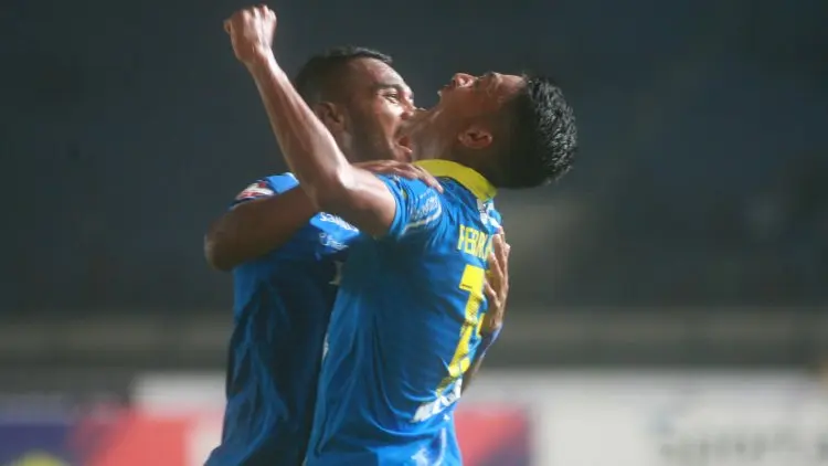 Persib vs Persija, Saatnya Terkam Macan!