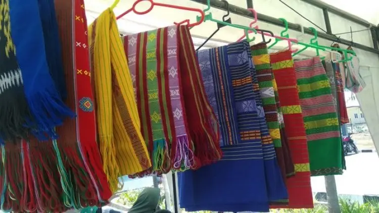 Tenun Timor Tengah Utara Semarakkan Festival