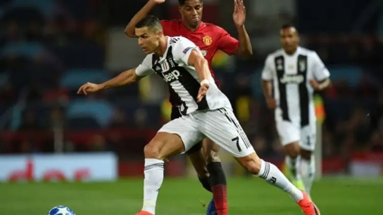 Cristiano Ronaldo, Kok Ngambekan Sih?