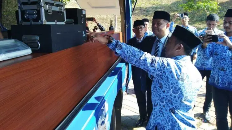 Metrologi Bandung Barat Mendapat Mobil Operasional dari Kemendag