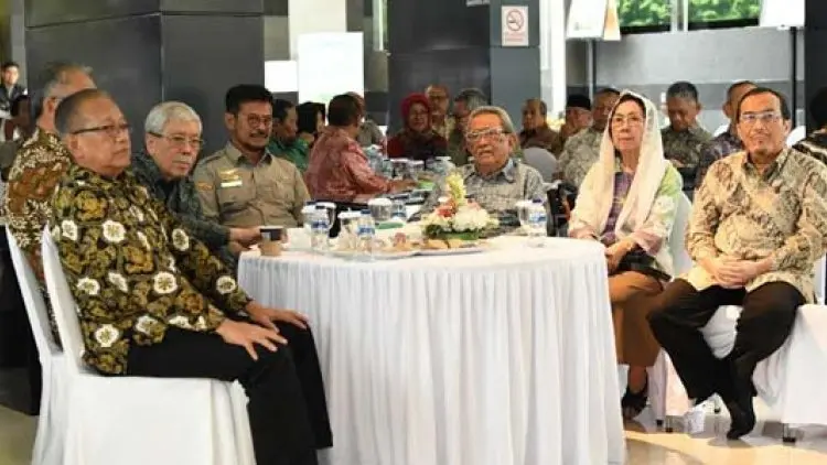 Mentan SYL Rangkul Para Senior dan Mantan Menteri