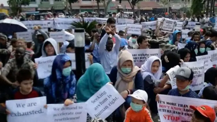 Iran Desak Persatuan Partai Politik Lebanon Pascapengunduran Diri PM