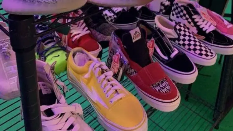 Jakarta Sneaker Hub, Berburu Sneakers Langka