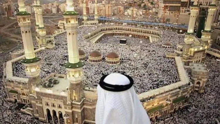 Rasul Kecil dan Hiburan Nyanyian di Mekkah