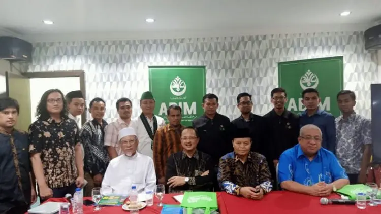 Hidayat Nur Wahid Motivasi Pelajar Islam Asia Tenggara