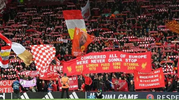Genk Tandang ke Anfield Bukan untuk Foto-Foto