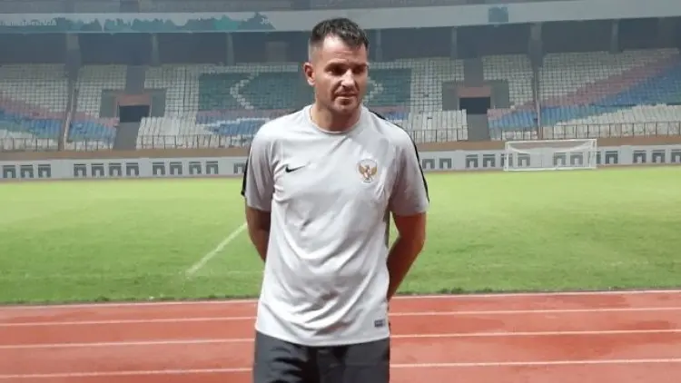 McMenemy Dipecat, Langkah Pertama Iwan Bule