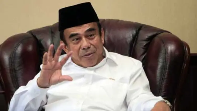 Menag Sebut Mengkafirkan Agama Lain Radikal