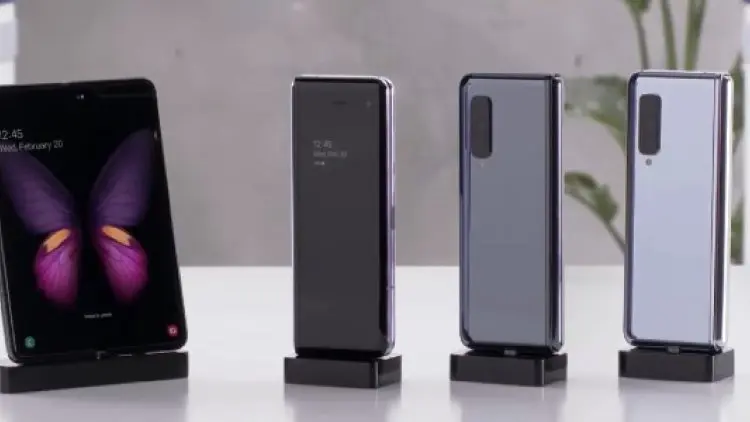 Samsung Pamerkan Galaxy Fold di China