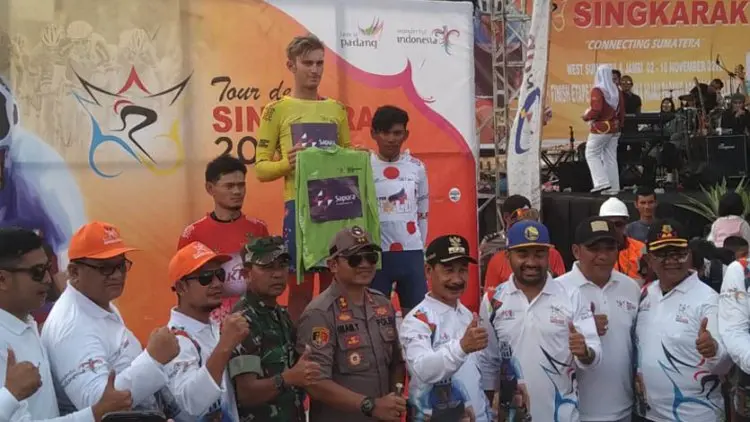 Tiga Pebalap Indonesia Bersaing Sengit di Etape VI TdS 2019
