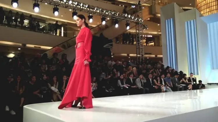 Kim Pamer Koleksi Terbaru Ready to Wear