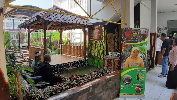 Kantor Dinas di Purwakarta Tampil Nyentrik