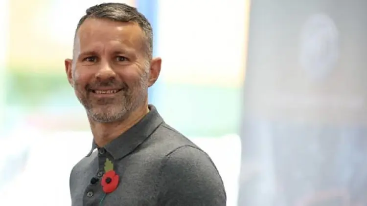 Giggs Kencani Wanita Usia 15 Tahun Lebih Muda