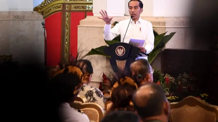 Jokowi Minta Kepala Daerah Pangkas Peraturan dan Reformasi Birokrasi
