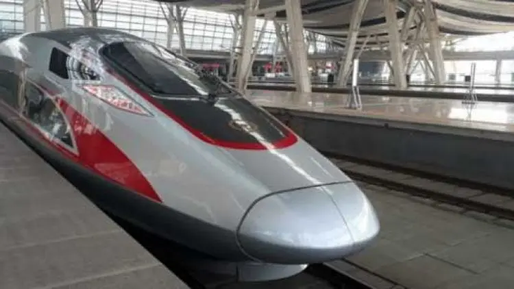 Kereta Cepat Jakarta Bandung Beroperasi 2021
