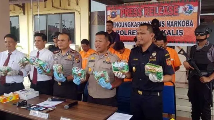 Bea Cukai Bengkalis Gagalkan Sabu Selundupan 10kg