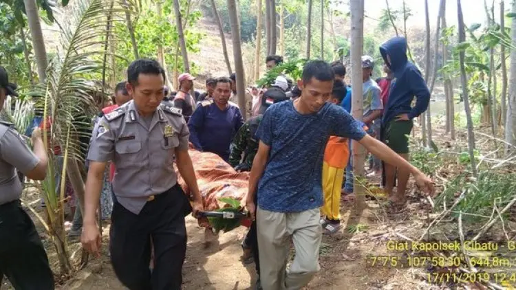 Dua Pelajar Ditemukan Tewas Tenggelam di Cimanuk