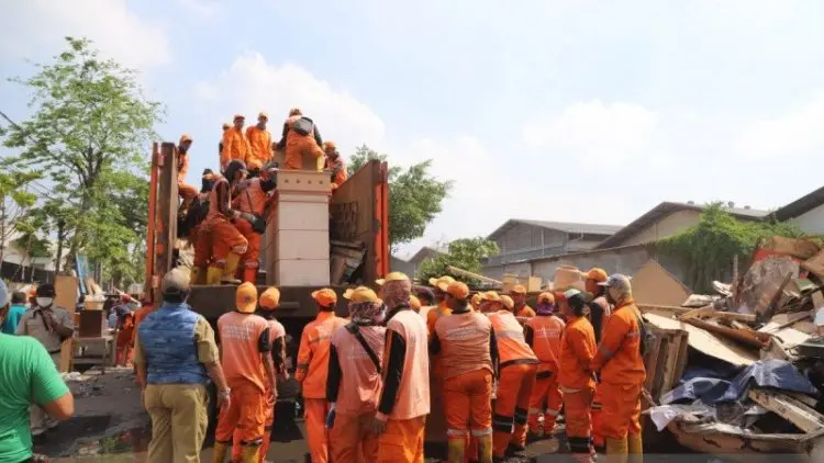 11 Truk Akan Angkut Puing di Bekas Penggusuran Sunter Agung