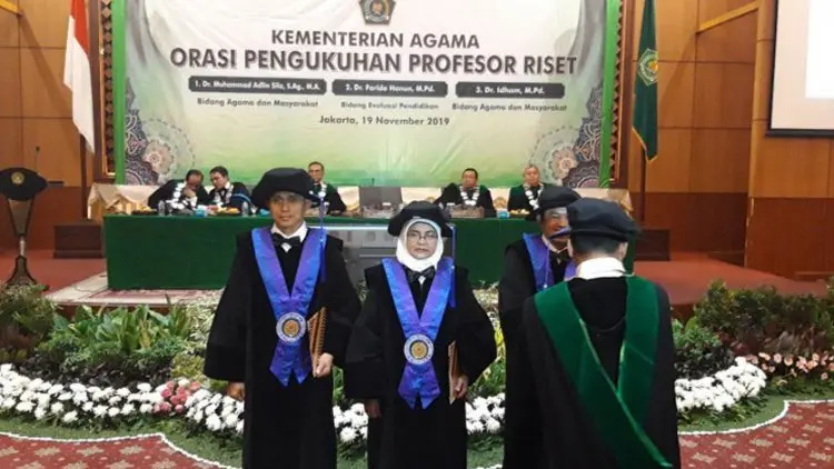 Tiga Peneliti Kemenag Dikukuhkan sebagai Profesor Riset
