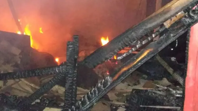 Diawali Ledakan, 13 Kios Pasar Guntur Ciawitali Ludes Terbakar