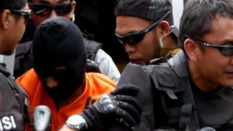 Polri Amankan 71 Orang Terduga Teroris, 3 Tewas