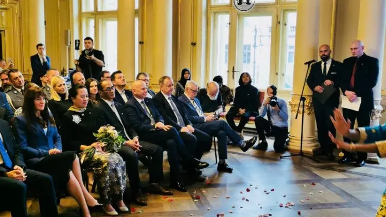 Dubes Lantik Konsul Kehormatan RI Pertama di Polandia