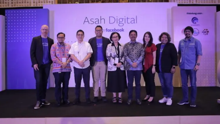 Jurus Facebook Giatkan Gerakan Literasi Digital