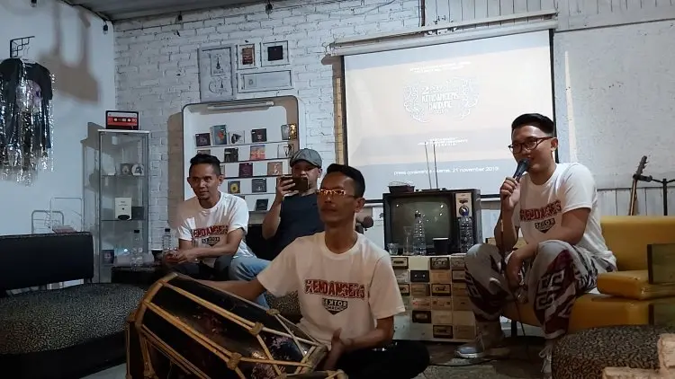 Ratusan Kendangers Siap Pecah Keheningan Malam di Bandung