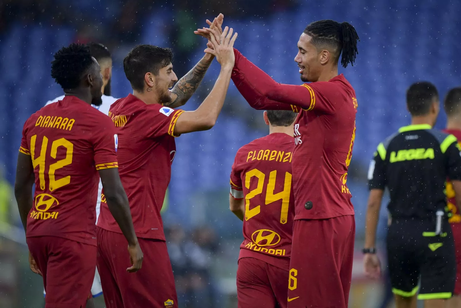 Eks Bek MU Bawa Roma Taklukan Brescia 3-0