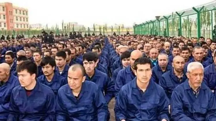 Dokumen Bocor: Cara China Cuci Otak Muslim Uighur