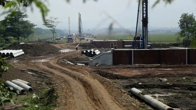 Foto: Pembangunan Proyek Kereta Cepat