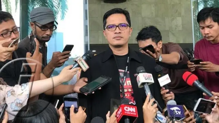 KPK Segera Sidangkan eks Sekda Jabar Iwa Karniwa