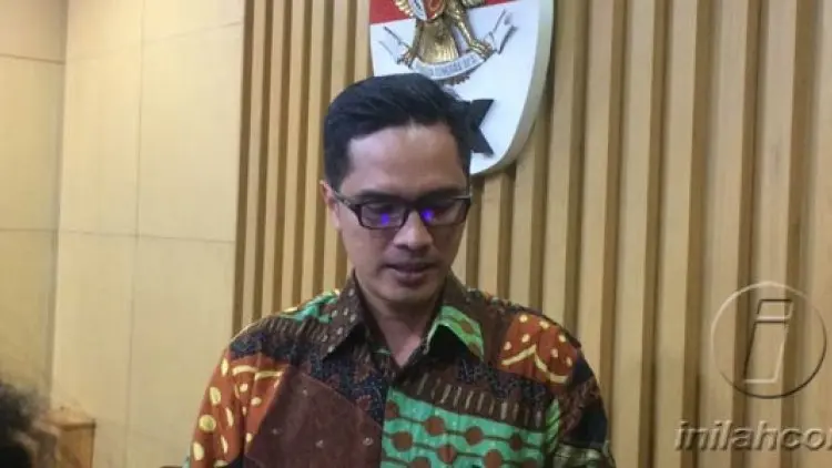 KPK Kaget, Eks Gubernur Riau Dapat Grasi