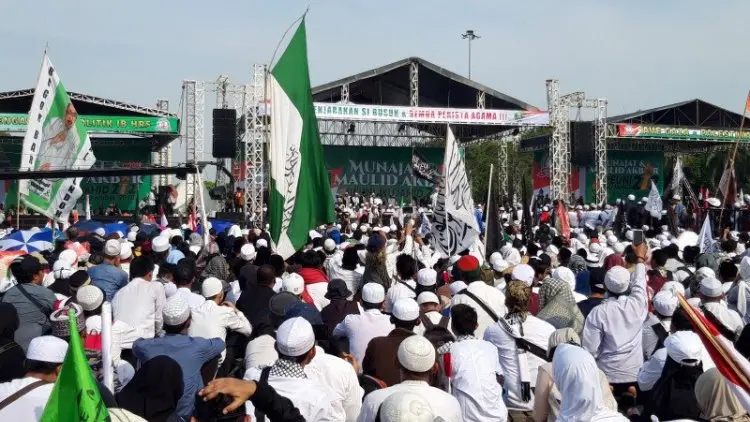 PA 212: Tegakkan Hukum Kasus Dugaan Penistaan Agama