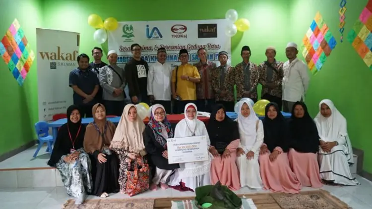 IA dan YPM Salman ITB Resmikan Kompleks Wakaf Pendidikan Khairina