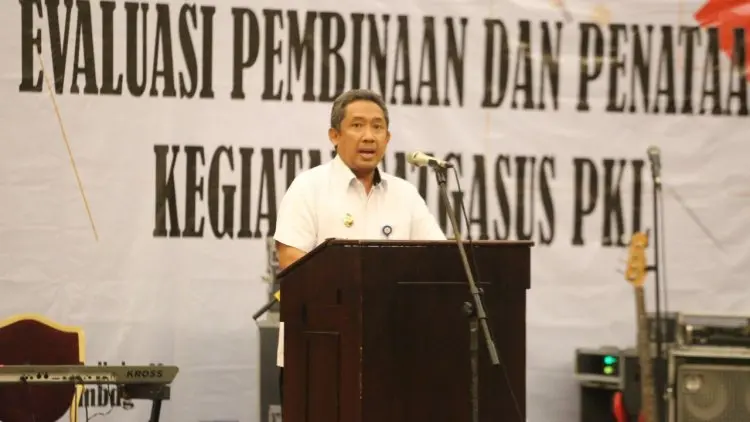 Kasatgasus Minta Camat Bentuk Forum PKL