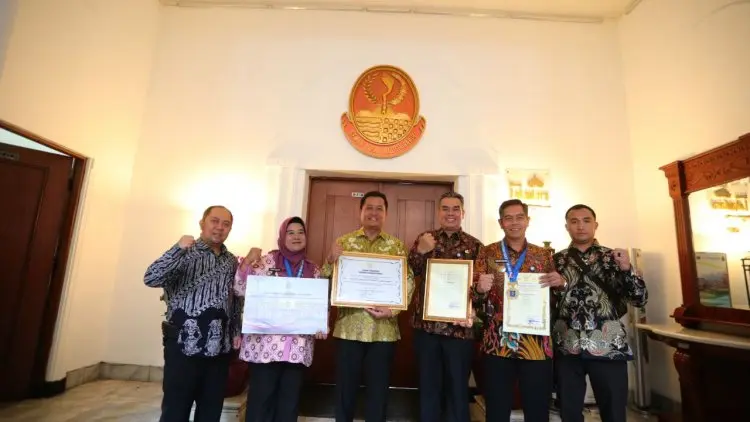 Antapani Kulon dan Sukamiskin Raih Penghargaan Kelurahan Sadar Hukum
